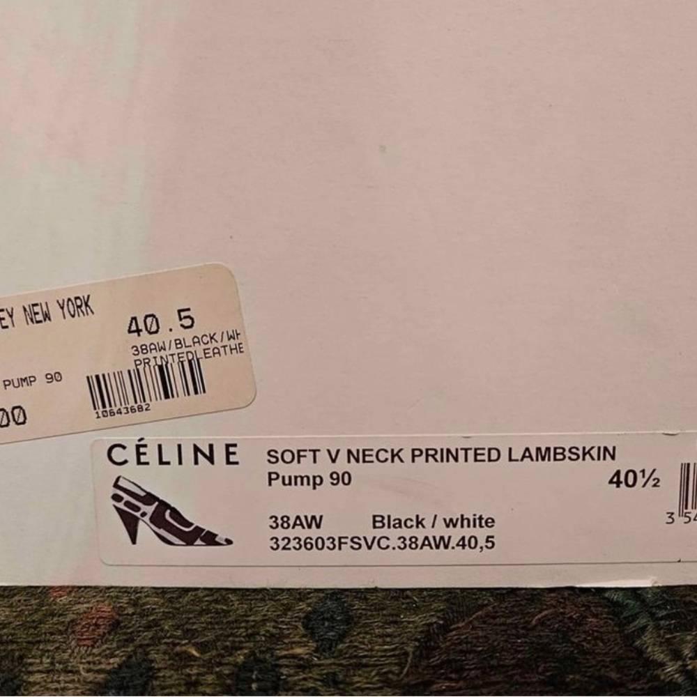 Céline NWB Op-Art V-neck leather pumps 40.5 NEW - Picture 8 of 8
